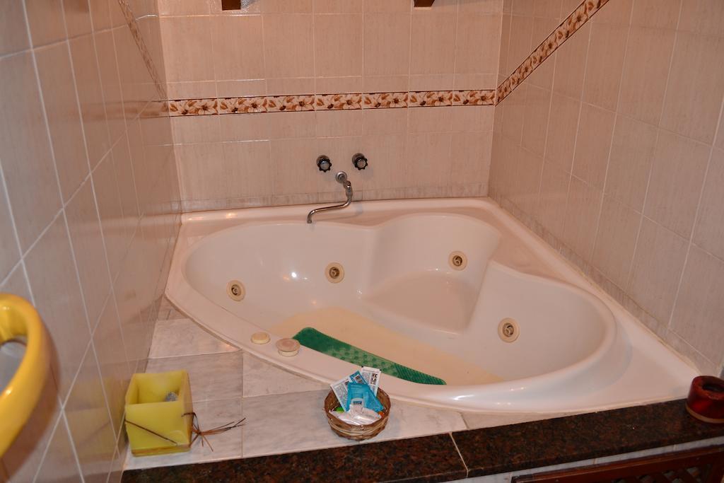 Cabanas Rio Quequen نيكوتشيا الغرفة الصورة